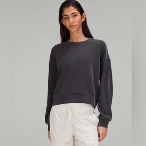 Lululemon Softstreme perfectly Cropped Oversized Crew